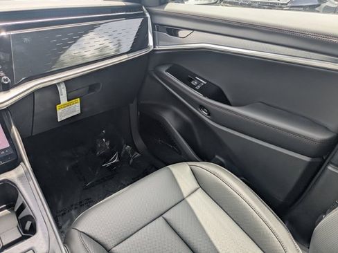 New 2025 Jeep Wagoneer S Limited image 15