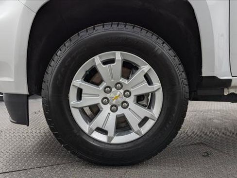 Used 2022 Chevrolet Colorado LT w/ Fleet Safety Package image 23