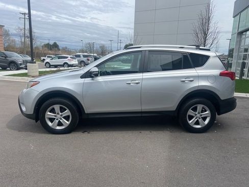 Used 2014 Toyota RAV4 XLE image 8