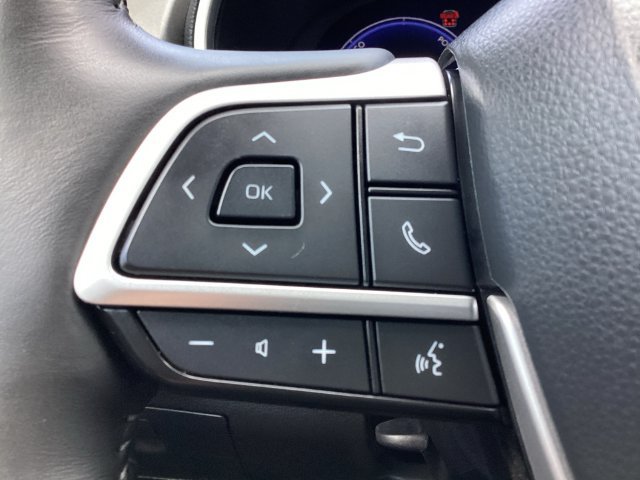 Used 2024 Toyota Highlander Limited AWD/4WD image 15