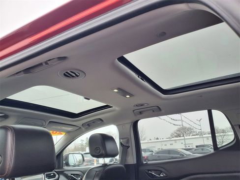 Used 2023 GMC Acadia AT4 w/ Technology Package image 6