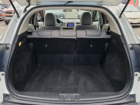 Used 2016 Honda HR-V EX image 28