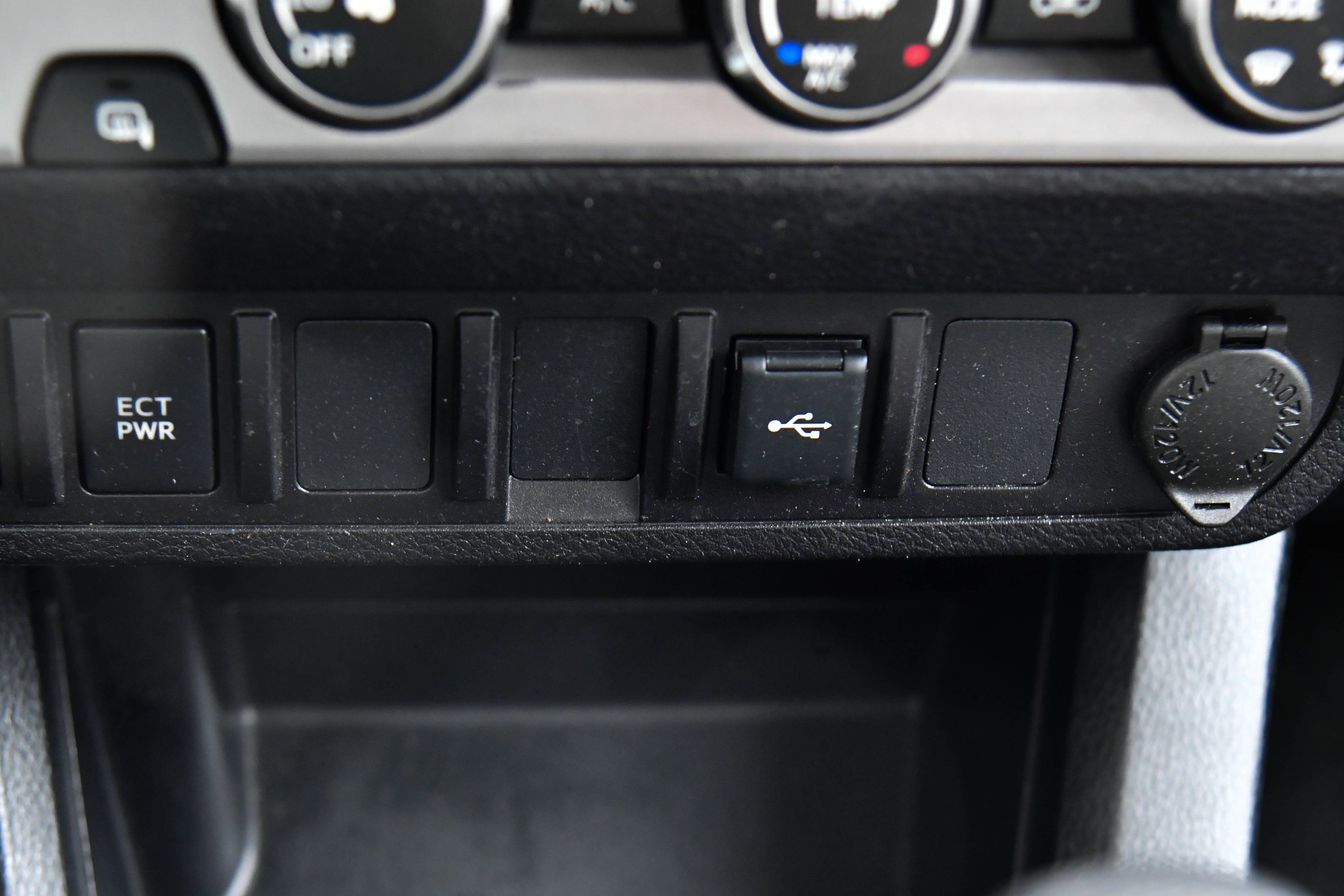 Used 2021 Toyota Tacoma SR RWD image 23