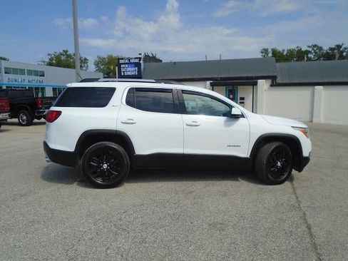 Used 2019 GMC Acadia SLT AWD/4WD image 5