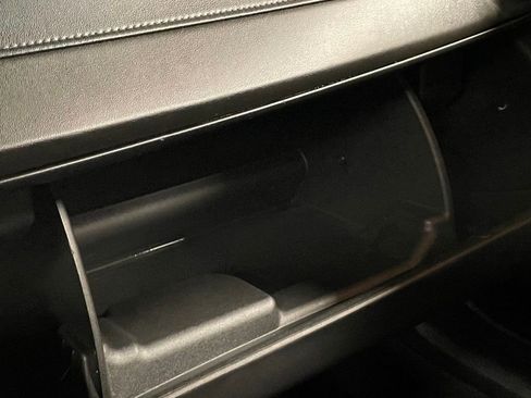 Used 2021 Chevrolet Camaro LT w/ RS Package image 38