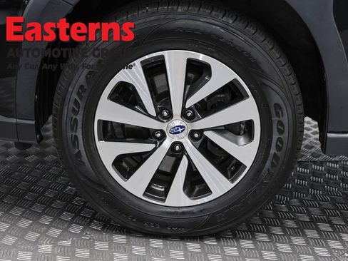 Used 2023 Subaru Outback Premium AWD/4WD image 30