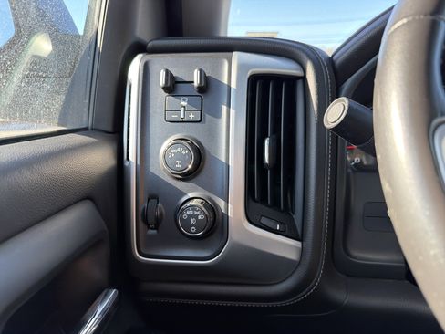 Used 2017 GMC Sierra 1500 SLE w/ SLE Value Package image 23