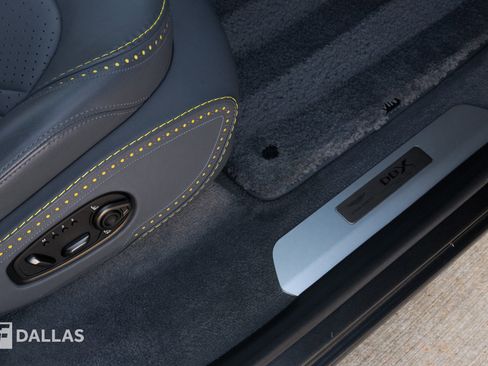 Used 2021 Aston Martin DBX image 37