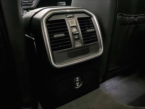 Used 2021 Porsche Macan S image 30