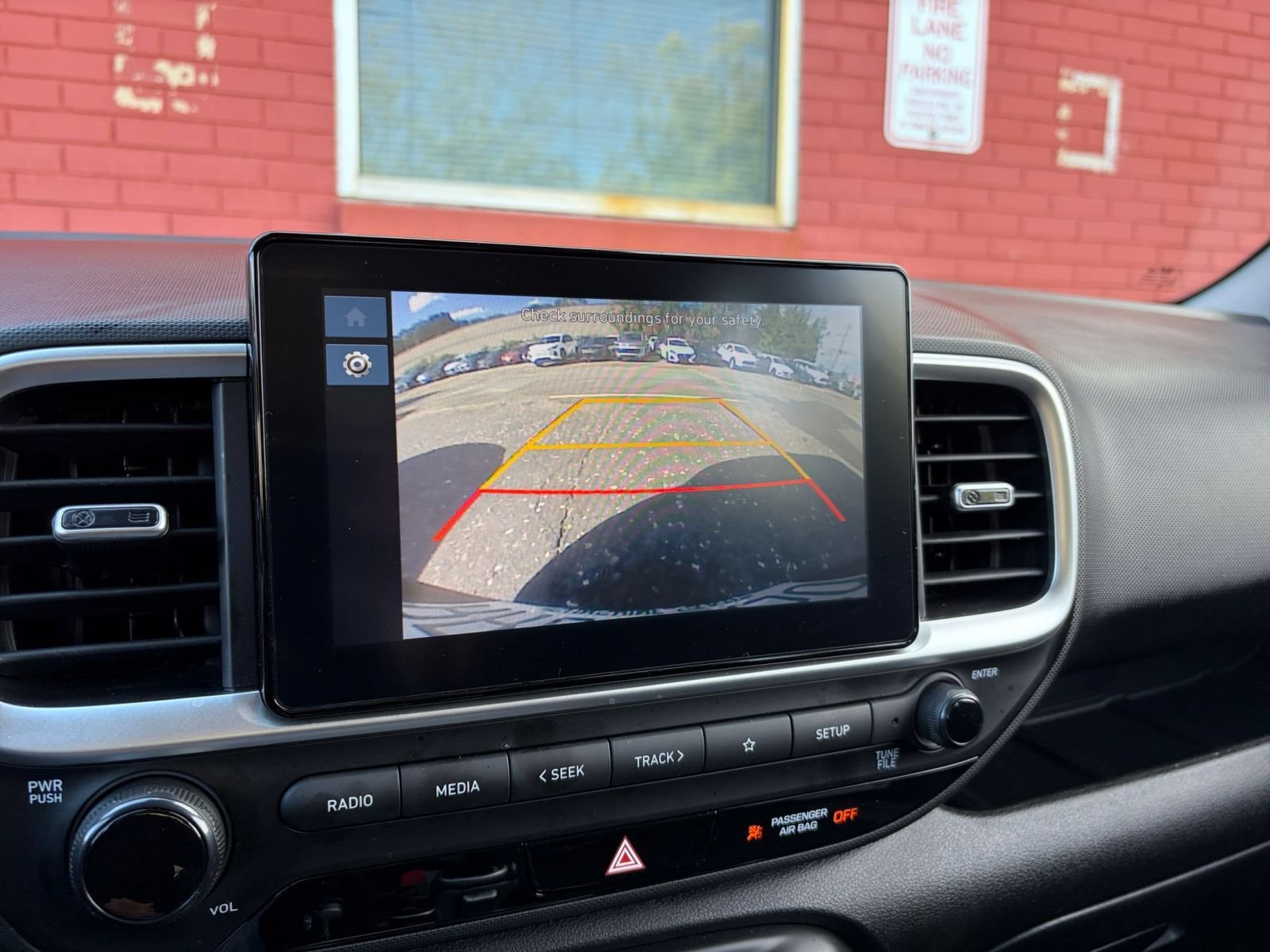 Used 2026 Hyundai Venue SEL FWD image 21