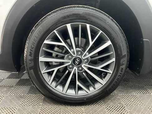 Used 2021 Hyundai Tucson Limited image 21