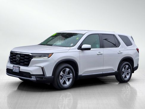 Used 2024 Honda Pilot EX-L image 8