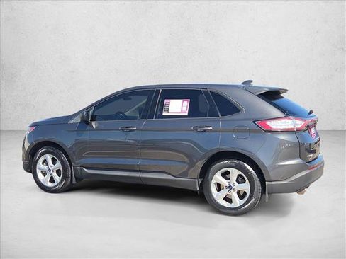 Used 2018 Ford Edge SE FWD image 9