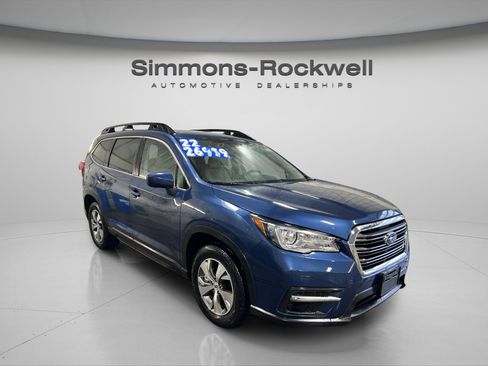 Used 2022 Subaru Ascent Premium w/ Convenience Package image 3