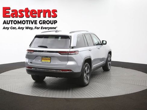 Used 2022 Jeep Grand Cherokee Limited 4xe w/ Luxury Tech Group II AWD/4WD image 42