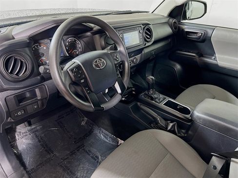 Certified 2019 Toyota Tacoma SR image 10