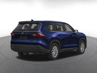 Used 2025 Toyota Grand Highlander FWD video 2