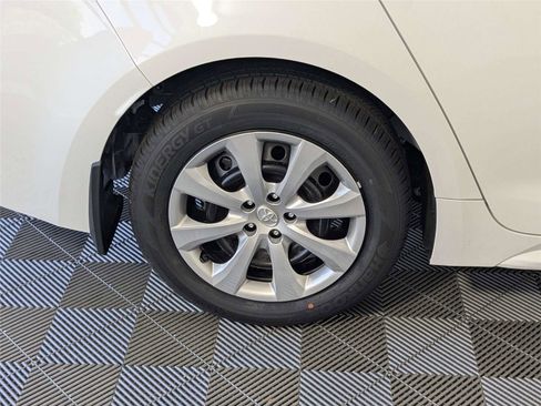 New 2026 Toyota Corolla LE image 7