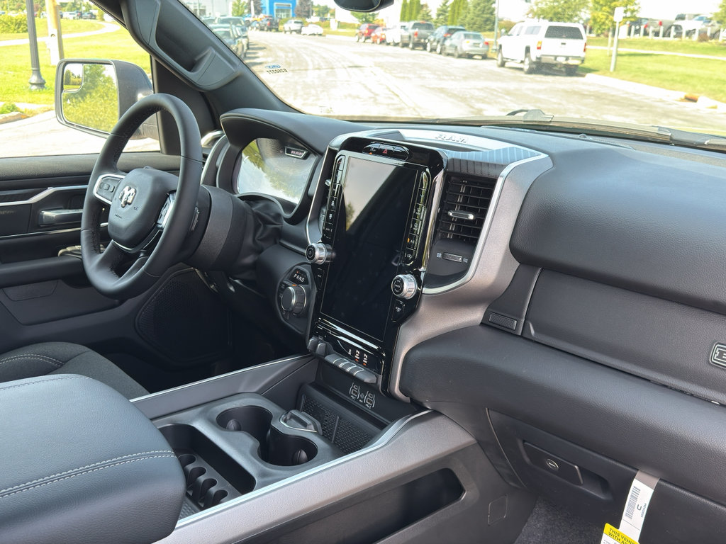 New 2026 RAM 1500 Big Horn AWD/4WD image 26