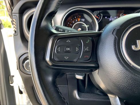 Used 2022 Jeep Wrangler Unlimited Sport AWD/4WD image 23
