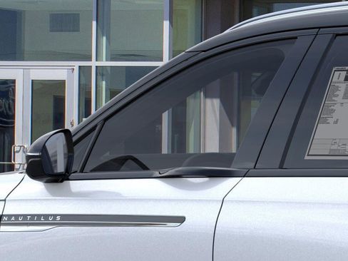 New 2026 Lincoln Nautilus Reserve image 20