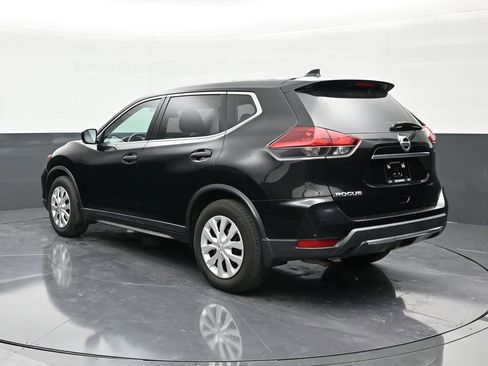 Used 2020 Nissan Rogue S image 3