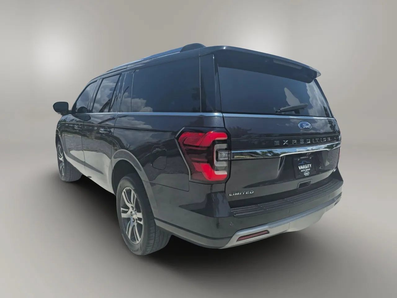 Used 2022 Ford Expedition Max Limited RWD image 5