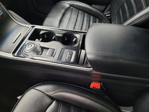 Used 2020 Ford Edge SEL FWD image 26