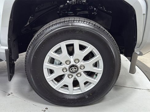 Certified 2024 Toyota Tacoma SR image 21