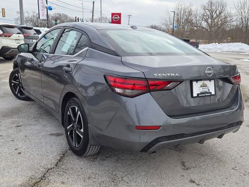 Used 2025 Nissan Sentra SV FWD image 13