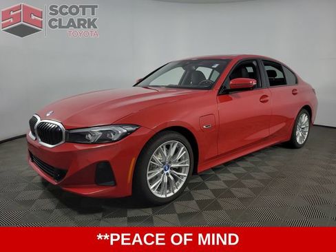 Used 2023 BMW 330e w/ Premium Package RWD image 3