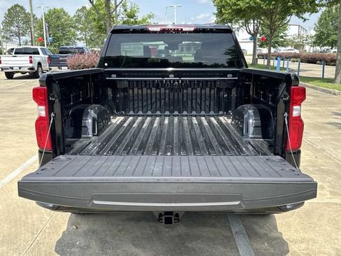 Used 2025 Chevrolet Silverado 1500 RST AWD/4WD image 12