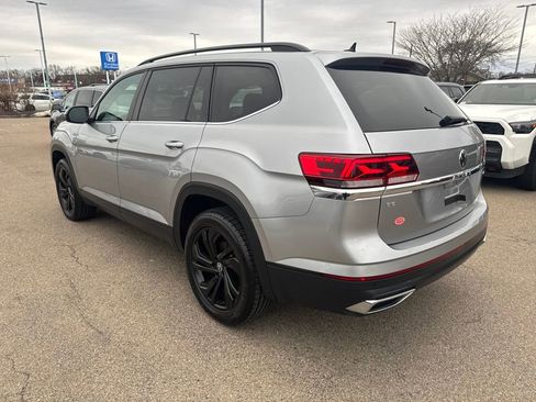 Used 2023 Volkswagen Atlas SE image 4