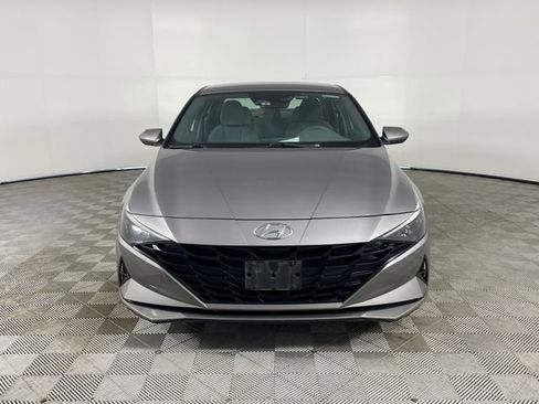 Used 2023 Hyundai Elantra SEL w/ Cargo Package image 18