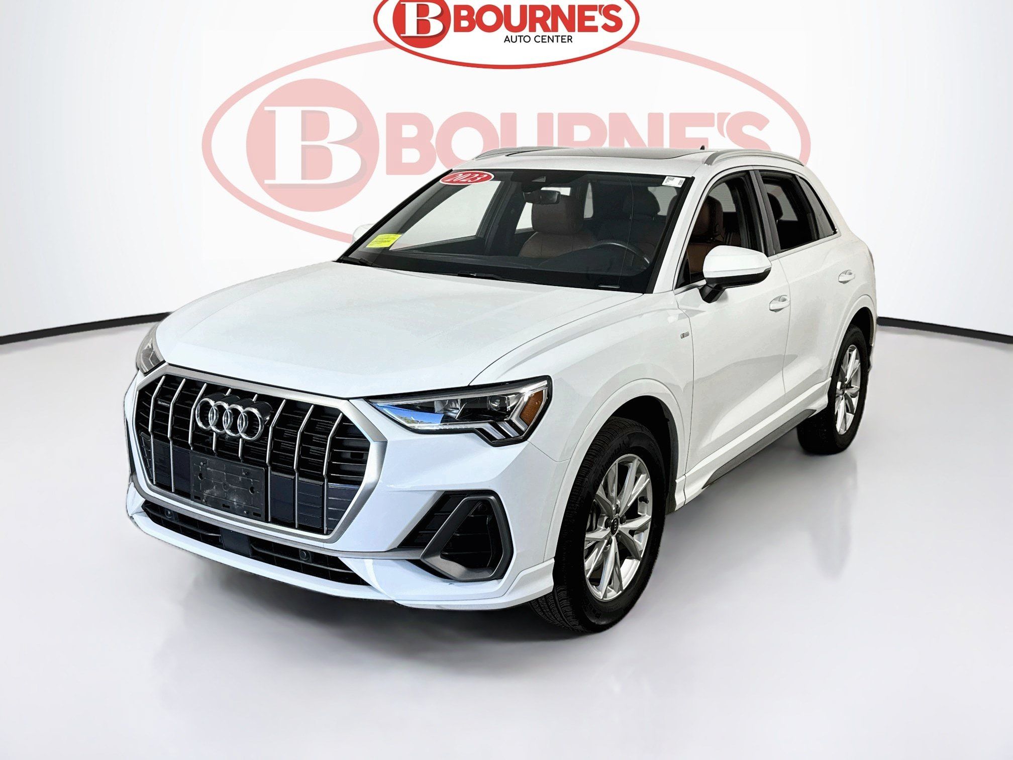 Used 2023 Audi Q3 2.0T Premium Plus w/ Premium Plus Package AWD/4WD image 6