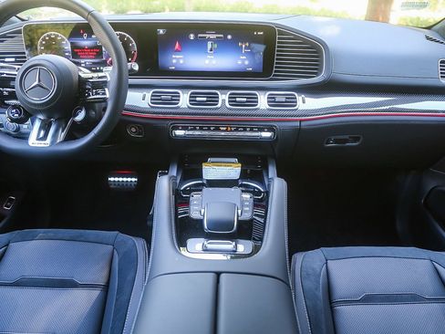 New 2026 Mercedes-Benz GLS 63 AMG 4MATIC image 10