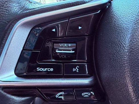 Used 2018 Subaru Outback 2.5i Limited AWD/4WD image 38