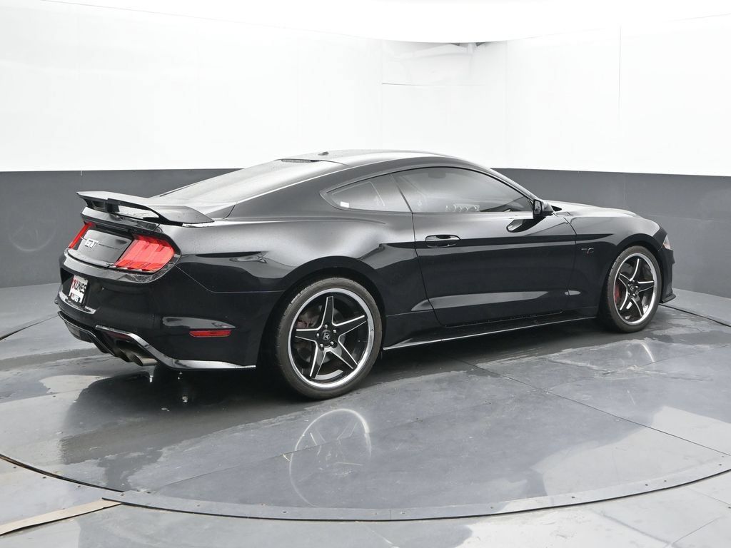 Used 2020 Ford Mustang GT w/ GT Performance Package RWD image 3