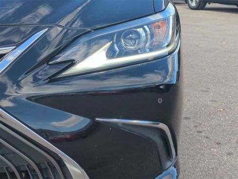 Used 2020 Lexus ES 350 w/ Premium Package image 12