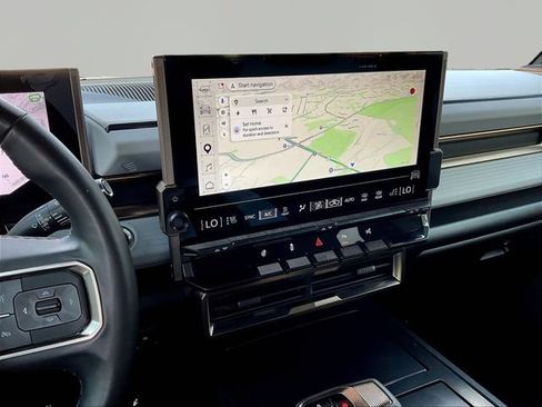 Used 2024 GMC Hummer EV 2X w/ LPO, Illumination Package AWD/4WD image 11