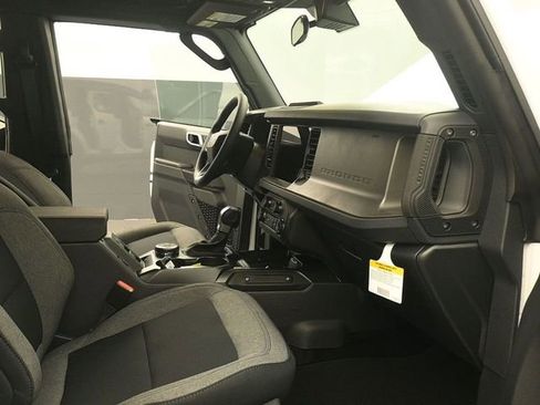 New 2026 Ford Bronco 4-Door AWD/4WD image 14