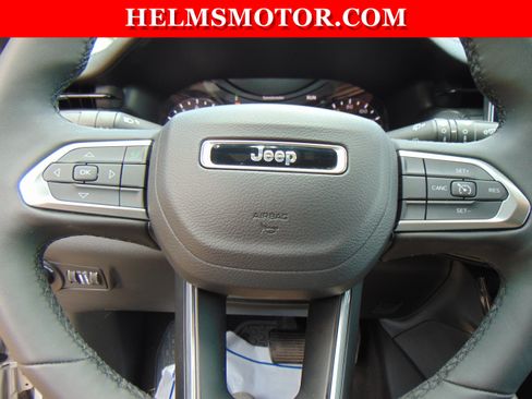 Certified 2025 Jeep Compass Latitude w/ Convenience Group AWD/4WD image 20