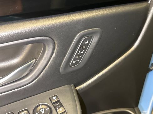 Used 2025 Honda Pilot TrailSport image 22