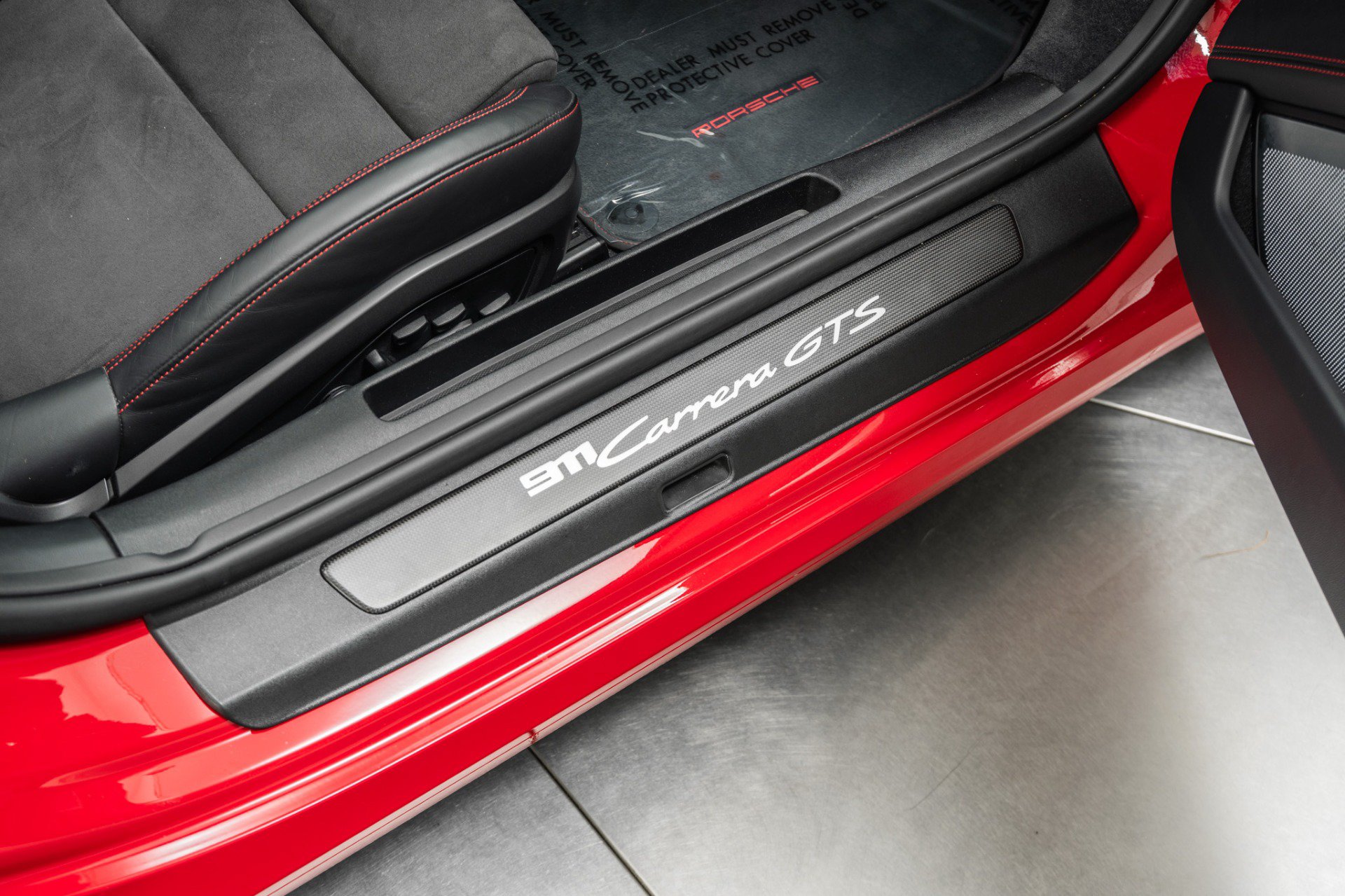 Used 2022 Porsche 911 Cabriolet image 34