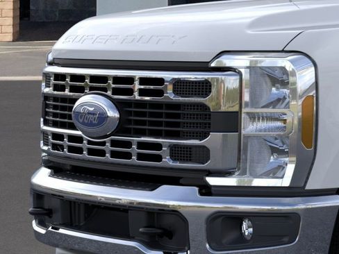 New 2026 Ford F350 XL w/ XL Chrome Package RWD image 17