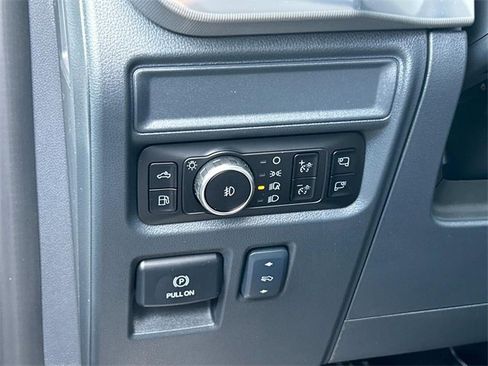 New 2025 Ford F150 Lariat w/ Equipment Group 501A Mid image 27