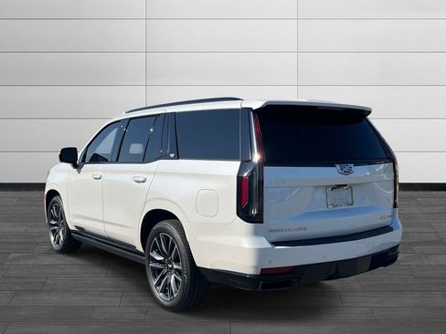 Used 2021 Cadillac Escalade Sport Platinum w/ Heavy-Duty Trailer Package AWD/4WD image 3