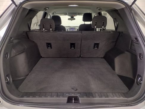 Used 2020 Chevrolet Equinox LT AWD/4WD image 19