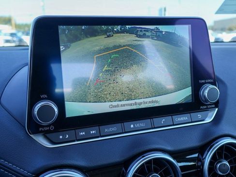 New 2025 Nissan Sentra SV image 4