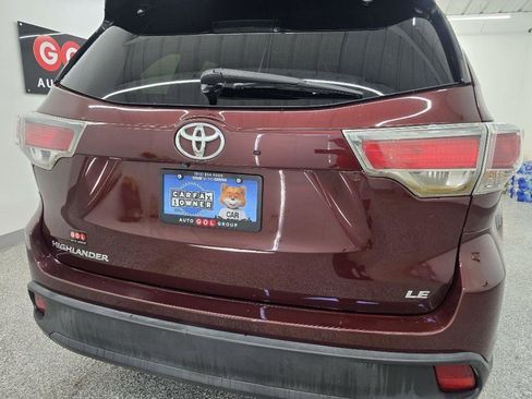 Used 2016 Toyota Highlander Plus FWD image 8
